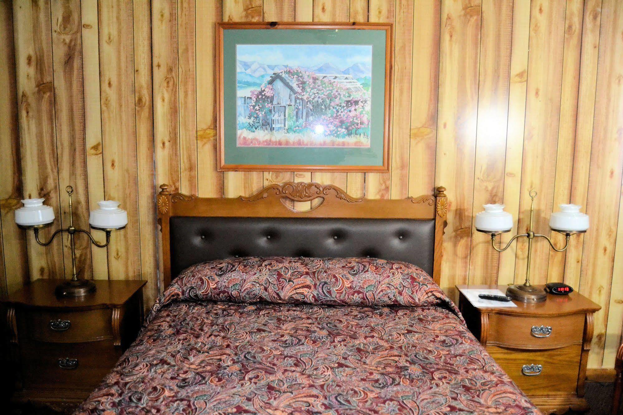 Ontario Inn エクステリア 写真
