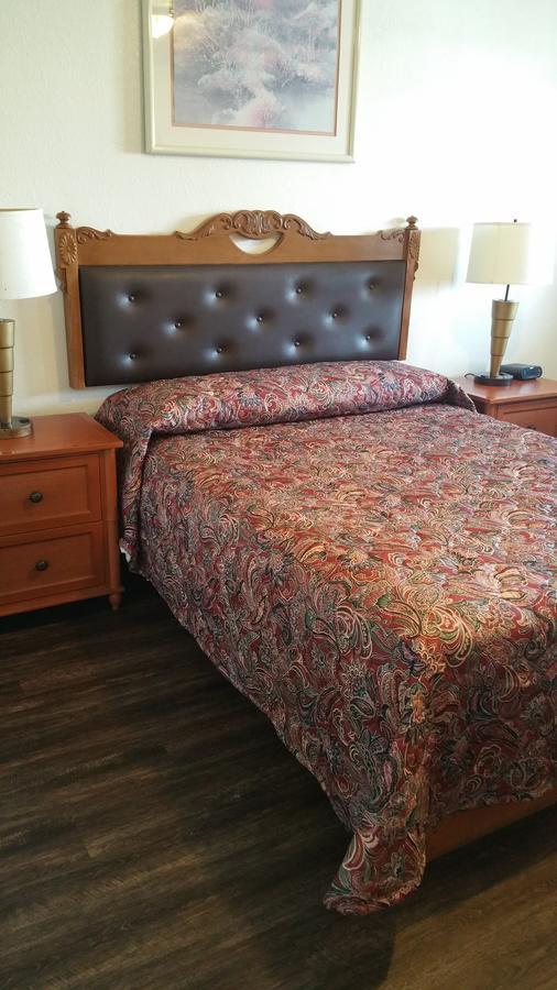 Ontario Inn エクステリア 写真